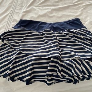 Bolle tennis skirt in navy and white.
